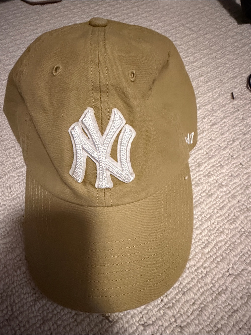 '47 Women's Khaki New York Yankees Cap with White Logo